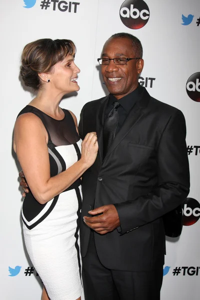 Nora Chavooshian, Joe Morton — Foto Stock