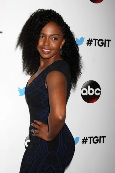 Jerrika Hinton — Stockfoto