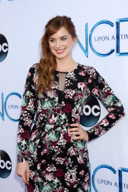 Elizabeth Lail