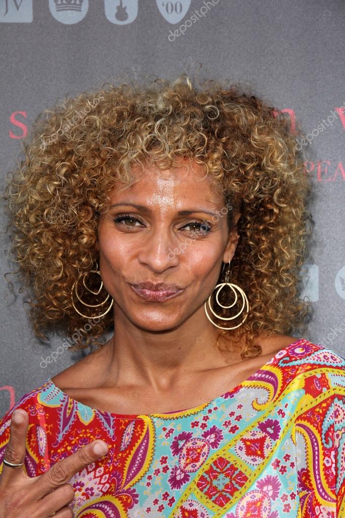 Michelle Hurd – Stock Editorial Photo © Jean_Nelson #53808929
