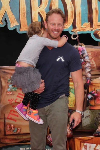 Ian Ziering, hija — Foto de Stock