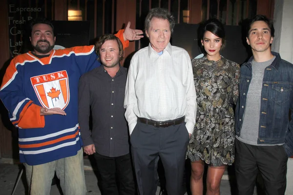 Smith Kevin, haley joel osment, michael parques, genesis rodriguez, justin long — Foto de Stock