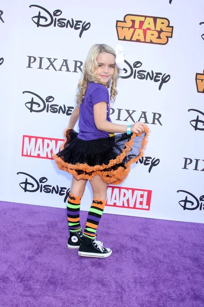 McKenna Grace — Stock Photo, Image