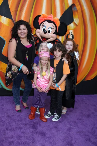 Helena rodriguez, mia talerico, ocean maturo, mckenna grace, augusti maturo, francesca capaldi — Stockfoto