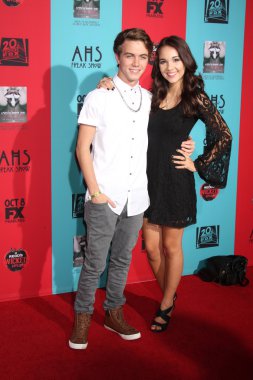 Jimmy Deshler, Haley Pullos