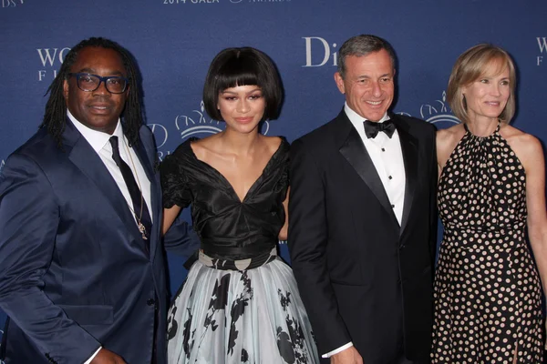 Kazembe Ajamu Coleman, Zendaya Coleman, Bob Iger, Willow Bay — Stock Photo, Image