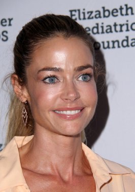 Denise Richards