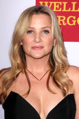 Jessica Capshaw