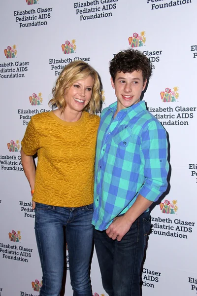 Julie Bowen, Nolan Gould — Stock fotografie