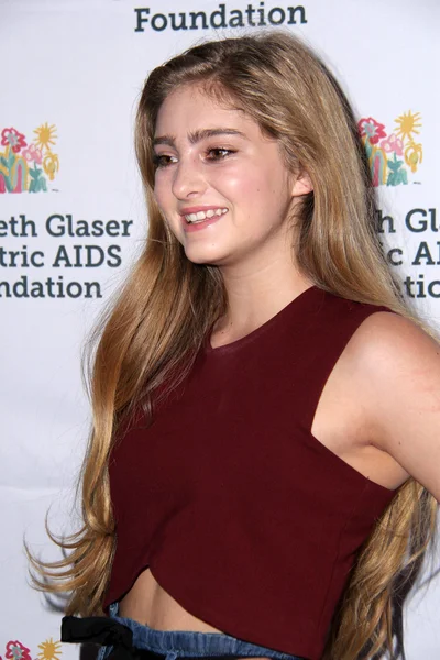 Willow Shields — Stock Photo, Image