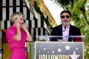 Kaley Cuoco, Chuck Lorre