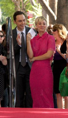 Kaley Cuoco, Jim Parsons