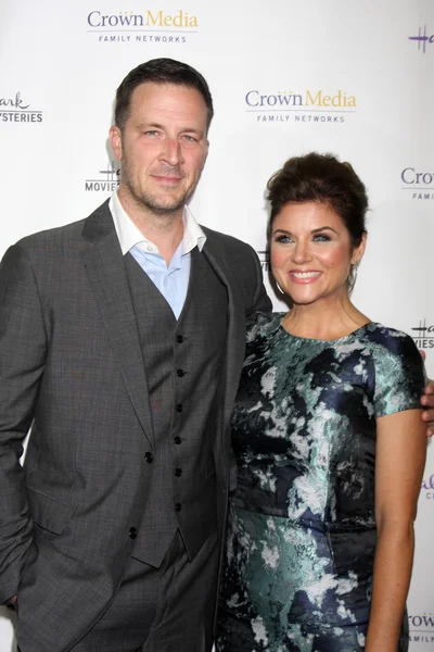 Brady Smith, Tiffani Thiessen — Stock Photo, Image