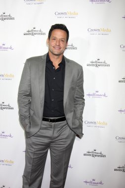 Josh Hopkins