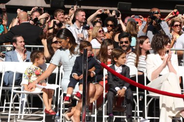 Camila Alves Mcconaughey, Vida Alves Mcconaughey, Levi Alves Mcconaughey, Livingston Alves Mcconaughey