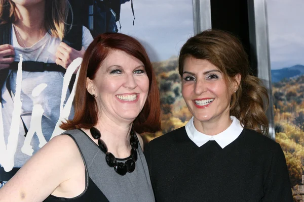 Kate Flannery, Nia Vardalos — Stockfoto