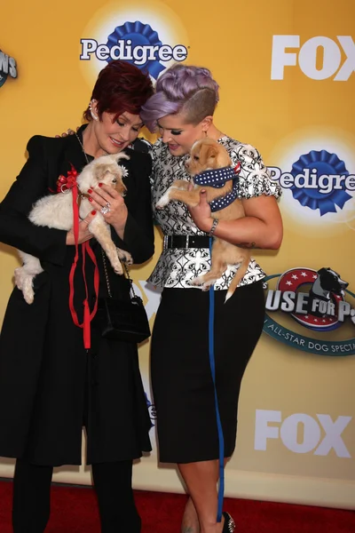 Sharon Osbourne, Kelly Osbourne — Stock Photo, Image