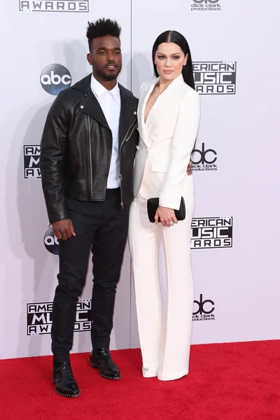 Luke James, Jessie J