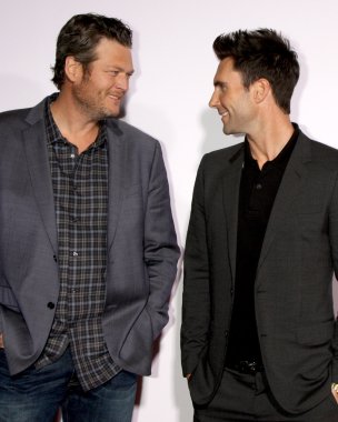 Blake Shelton, Adam Levine