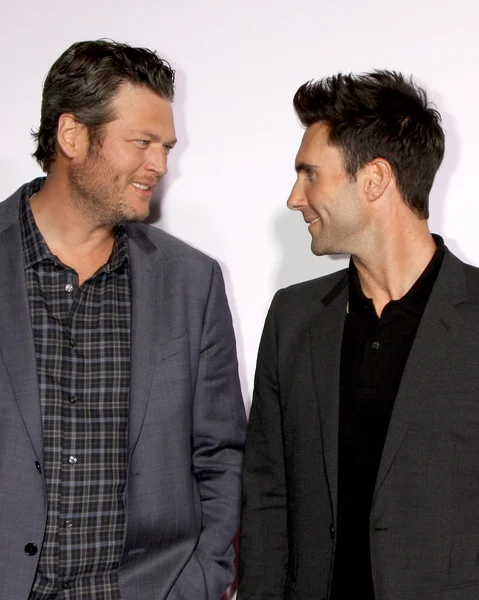 Blake Shelton og Adam Levine. - Stock-foto