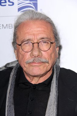 Edward James Olmos