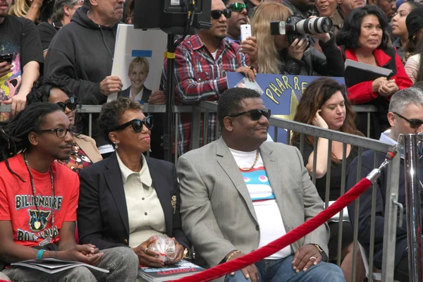 Pharrell Williams' Family — Stock Photo, Image