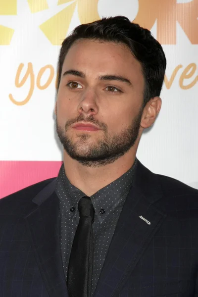 Jack Falahee — Stockfoto