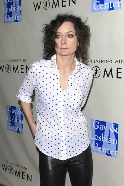 Sara Gilbert — Stock Photo, Image