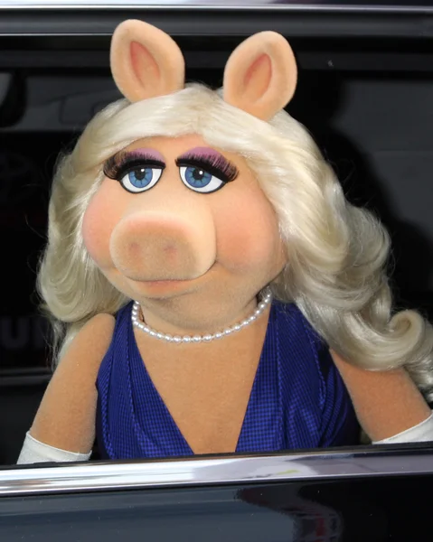 Miss Piggy, the Muppets editorial stock photo. Image of miss - 22787353