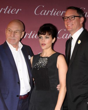 Patrick Stewart, Carla Gugino, Matthew Lillard