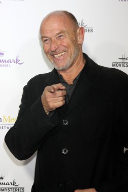 Corbin Bernsen