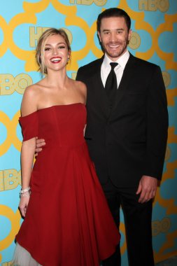 Lili Simmons, Tom Pelphrey