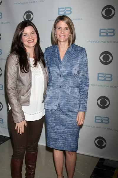 Heather Tom, Colleen Bell — Stockfoto