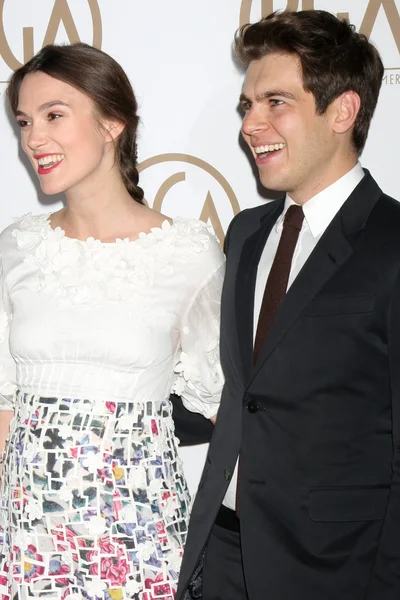 Keira Knightley, James Righton — Zdjęcie stockowe