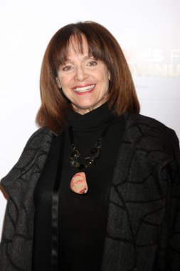 Valerie Harper
