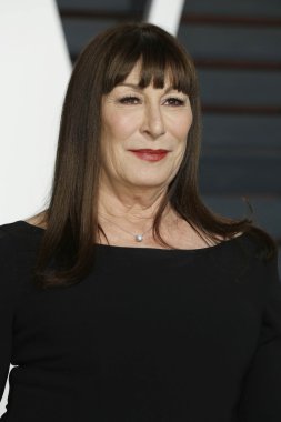 Anjelica Huston