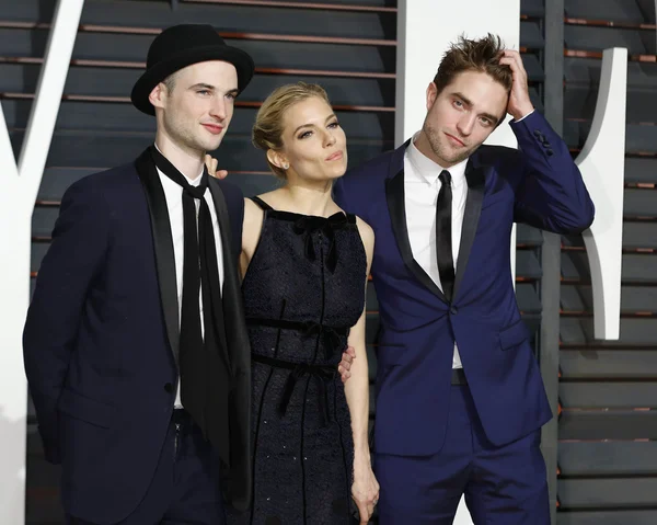 Tom Sturridge, Sienna Miller, Robert Pattinson — Foto Stock