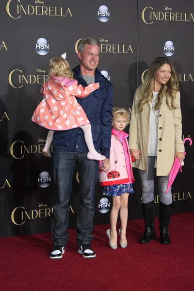 Eric Dane, Rebecca Gayheart, hijas — Foto de Stock