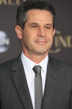 Simon Kinberg