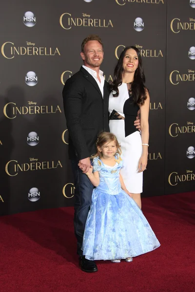 Ian Ziering, Erin Kristine Ludwig, Mia Ziering — Stockfoto