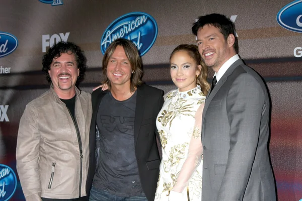 Scott Borchetta, Keith Urban, Jennifer Lopez, Harry Connick Jr. . — Foto de Stock