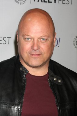 Michael Chiklis