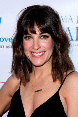Lindsay Sloane