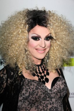 Pandora Boxx