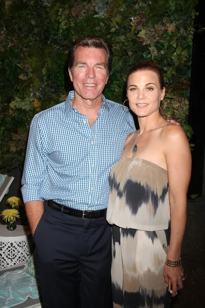 Peter Bergman, Gina Tognoni — Fotografia de Stock