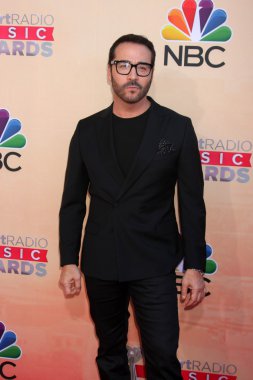 Jeremy Piven