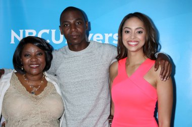 Loretta Devine, Jarrod Carmichael, Amber Stevens Batı