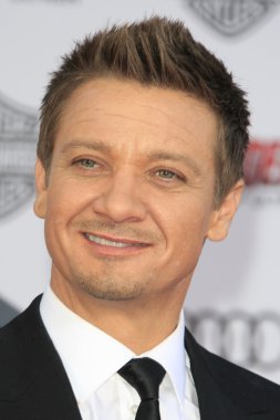 Jeremy Renner