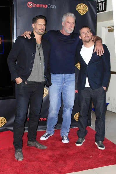 Joe Manganiello, Kevin Nash, Channing Tatum — Photo