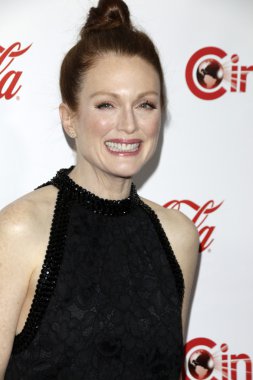 Julianne Moore